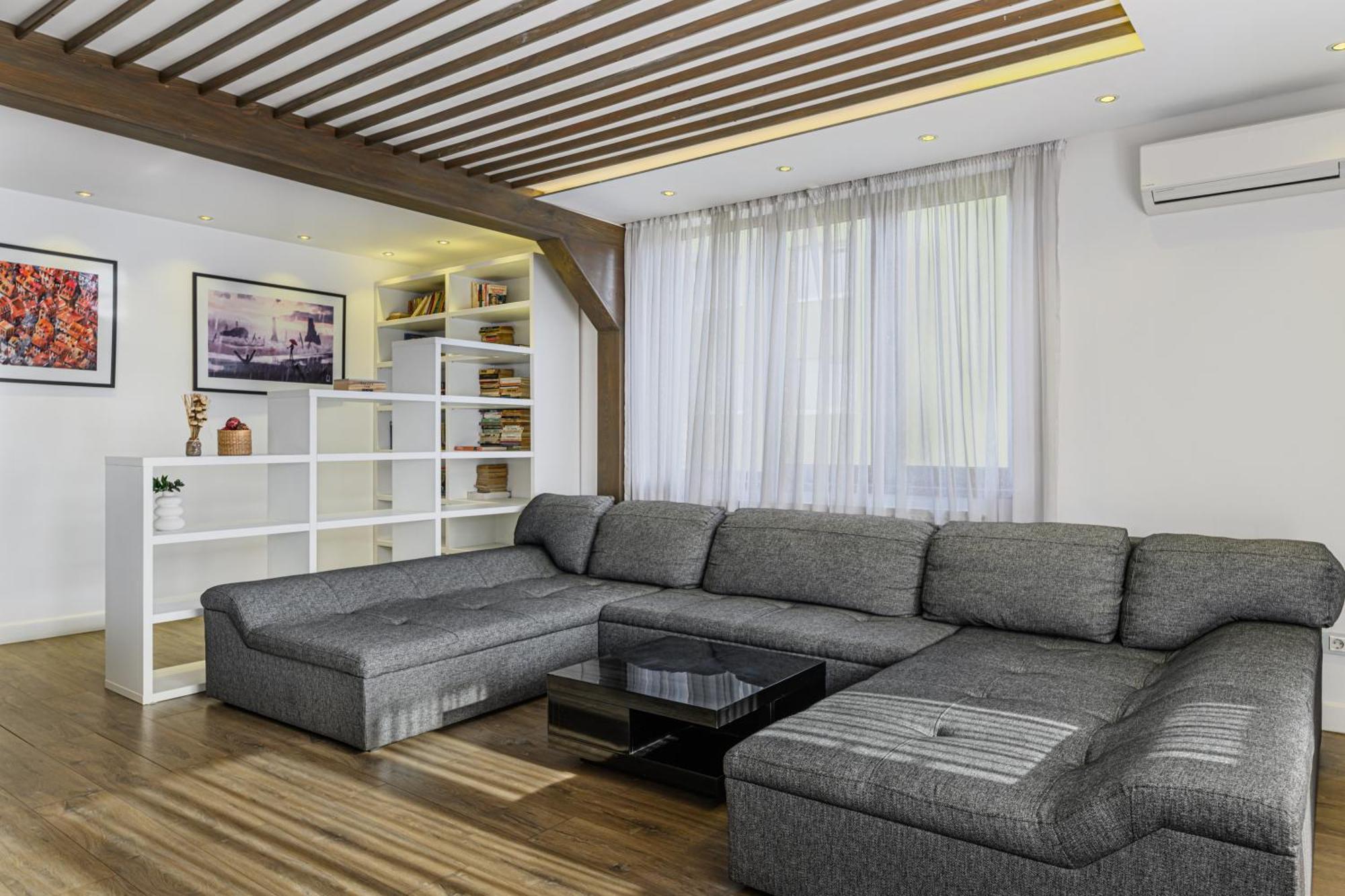 Koa - Memo Haus Lägenhet Braşov Exteriör bild